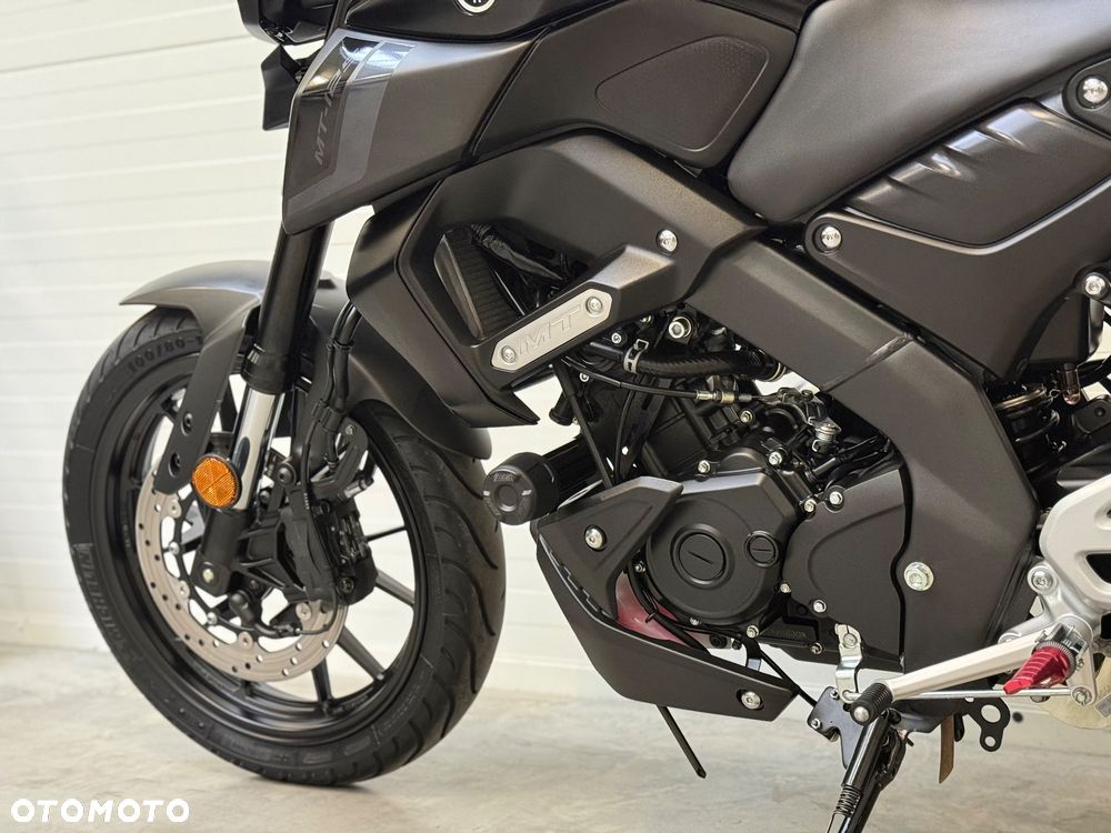 Yamaha MT - 33