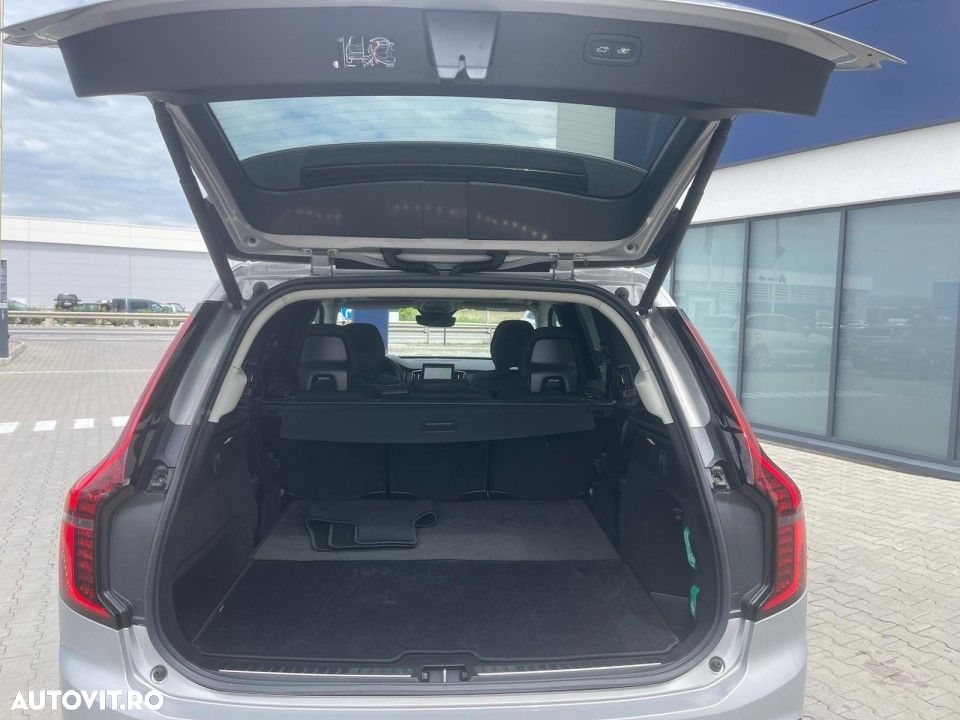 Volvo XC 90 B5 AWD MHEV Ultra Bright - 25