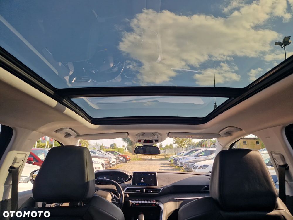 Peugeot 5008 PureTech 130 EAT8 Stop & Start Allure Pack - 20