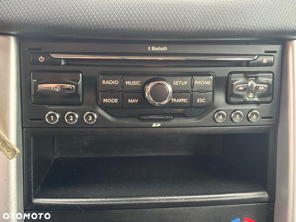 Peugeot 207 120 Premium - 31