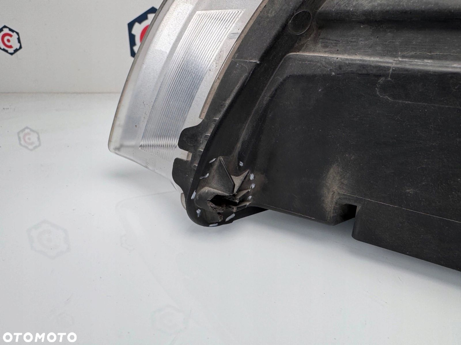 LAMPA PRAWA PRZÓD VOLVO S80 V70 XC70 XENON - 3