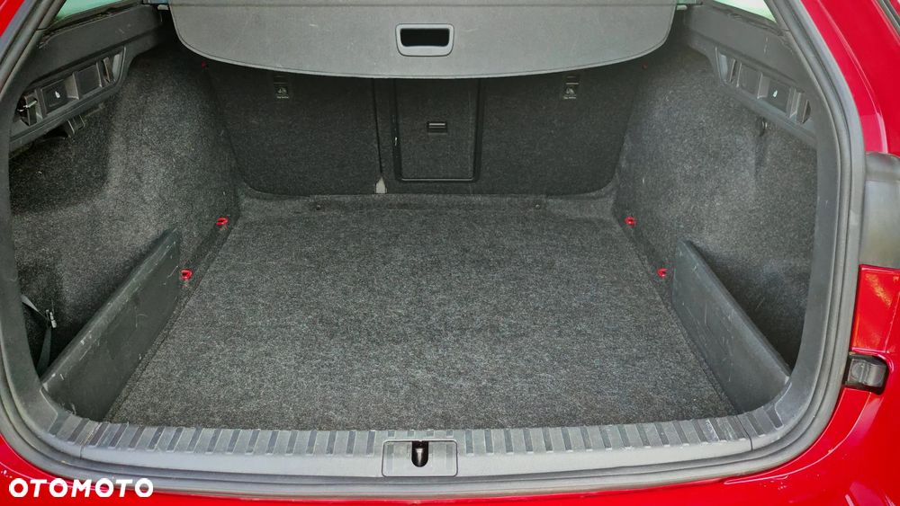 Skoda Octavia 2.0 TSI RS 245 DSG - 9