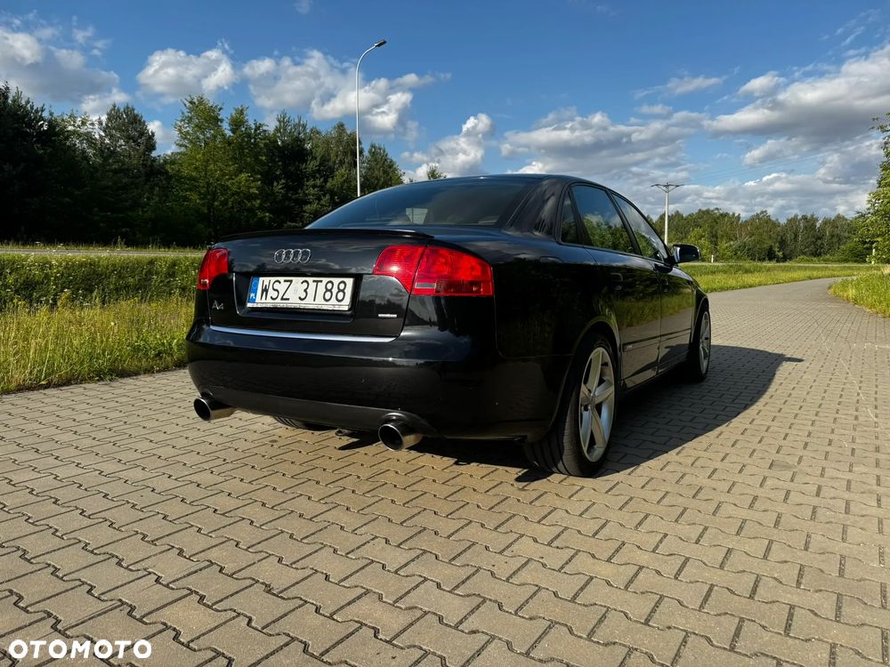 Audi A4 Limousine 3.2 FSI Quattro - 4