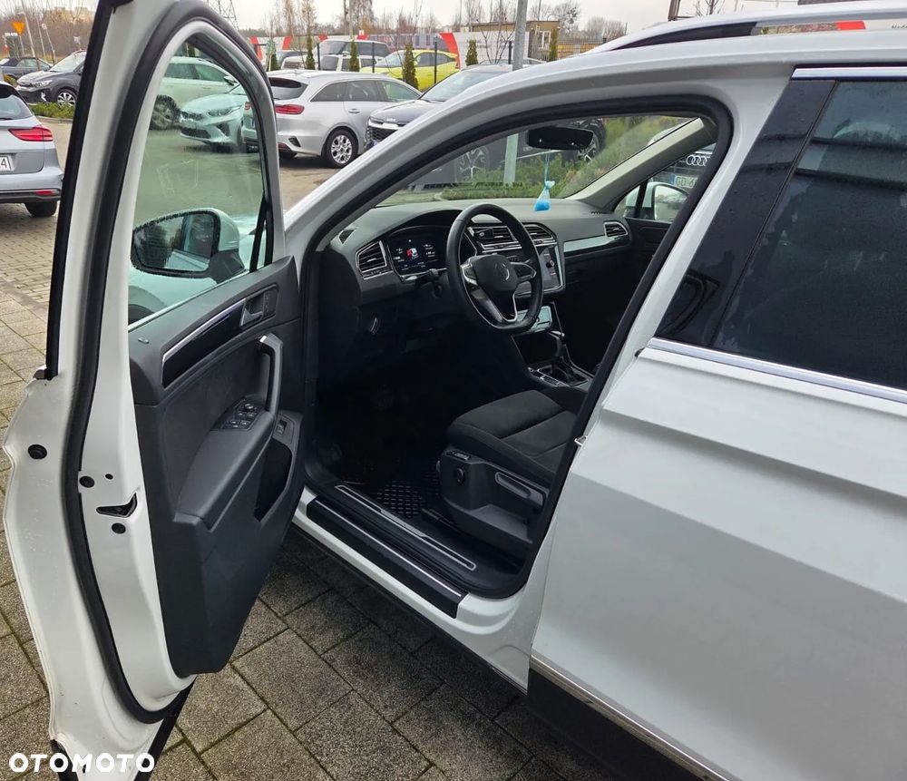 Volkswagen Tiguan 2.0 TDI SCR Elegance DSG - 10