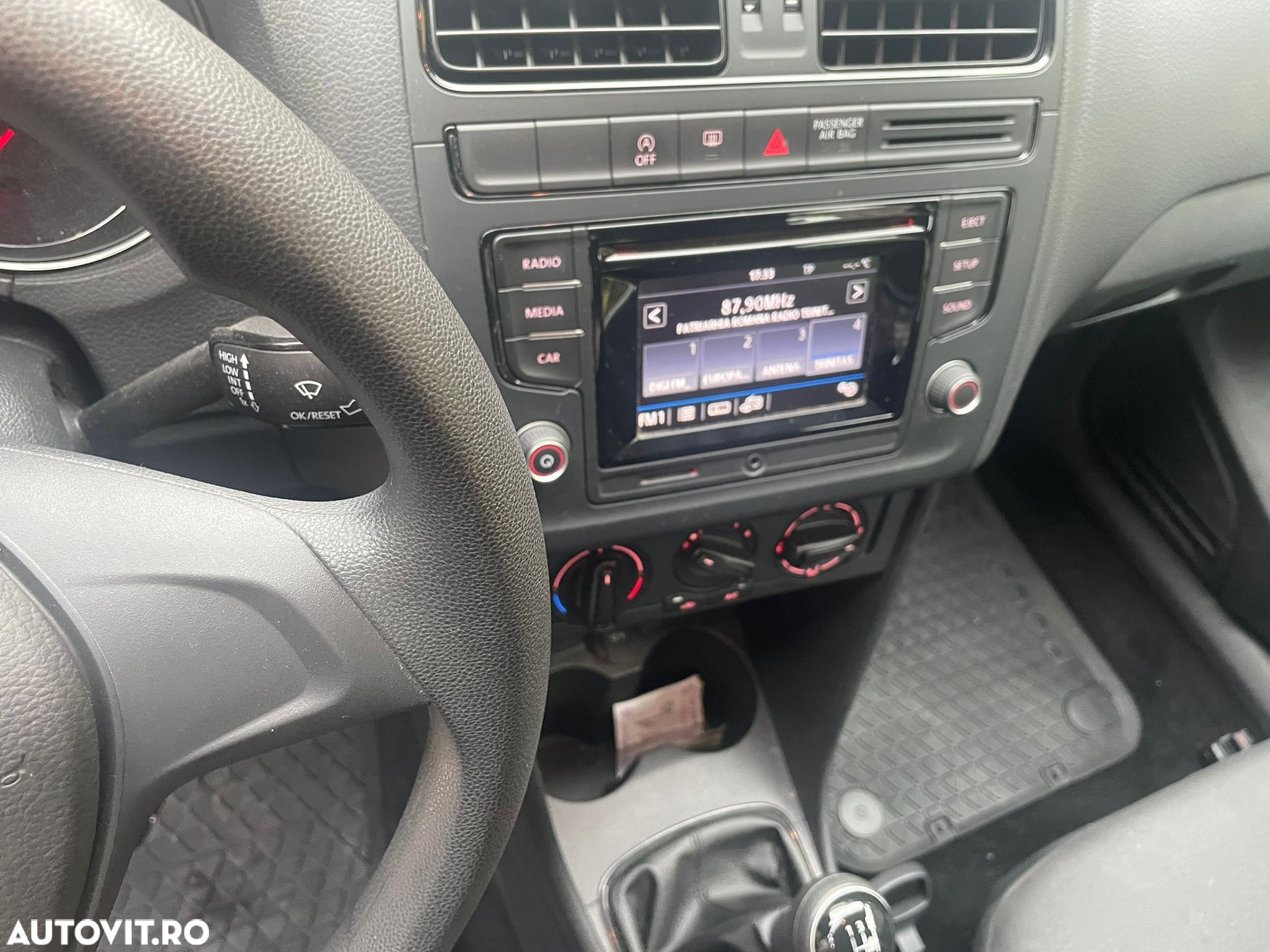 Volkswagen Polo 1.0 (Blue Motion Technology) Trendline - 9