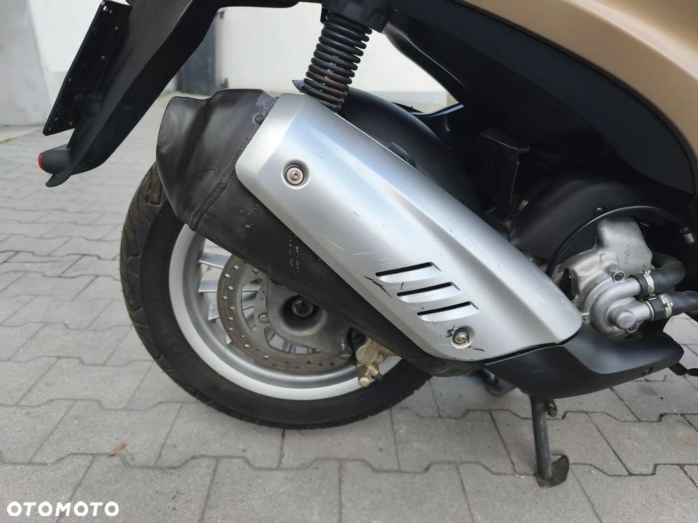 Piaggio Beverly - 23