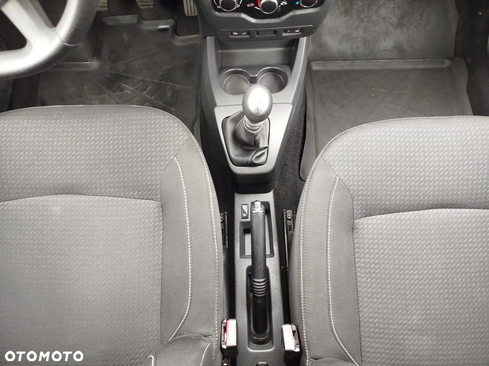Dacia Dokker 1.5 Blue dCi Laureate - 11