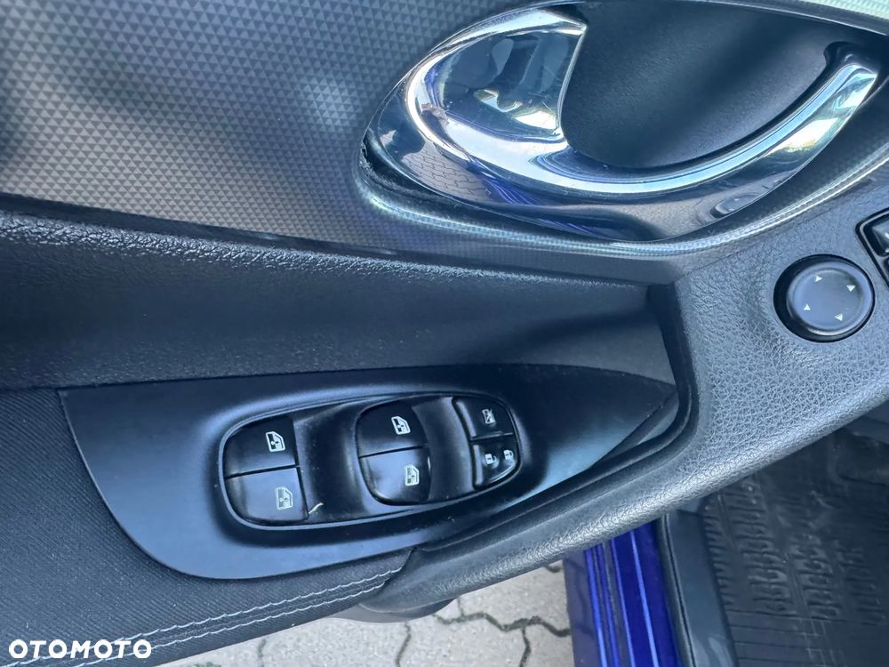 Nissan Qashqai 1.6 DCi 4x4 N-Connecta EU6 - 19