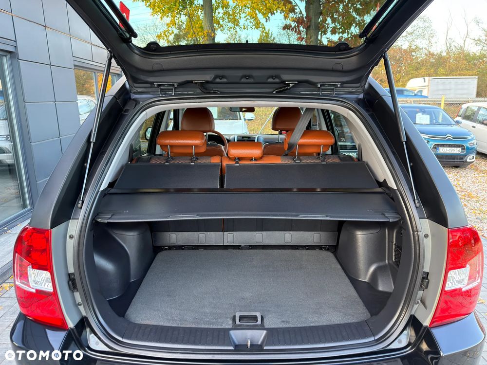 Kia Sportage 2.0 Expedition - 27