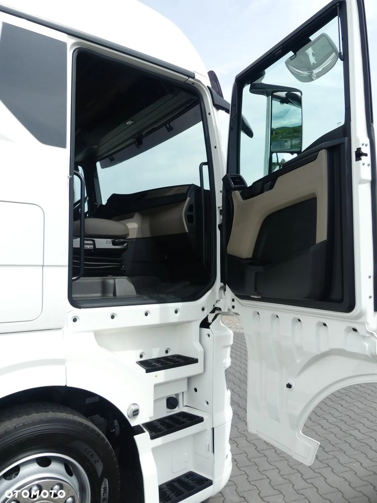 MAN TGX 18.470 / EURO 6 / LOW DECK / 4 SZTUKI / - 17