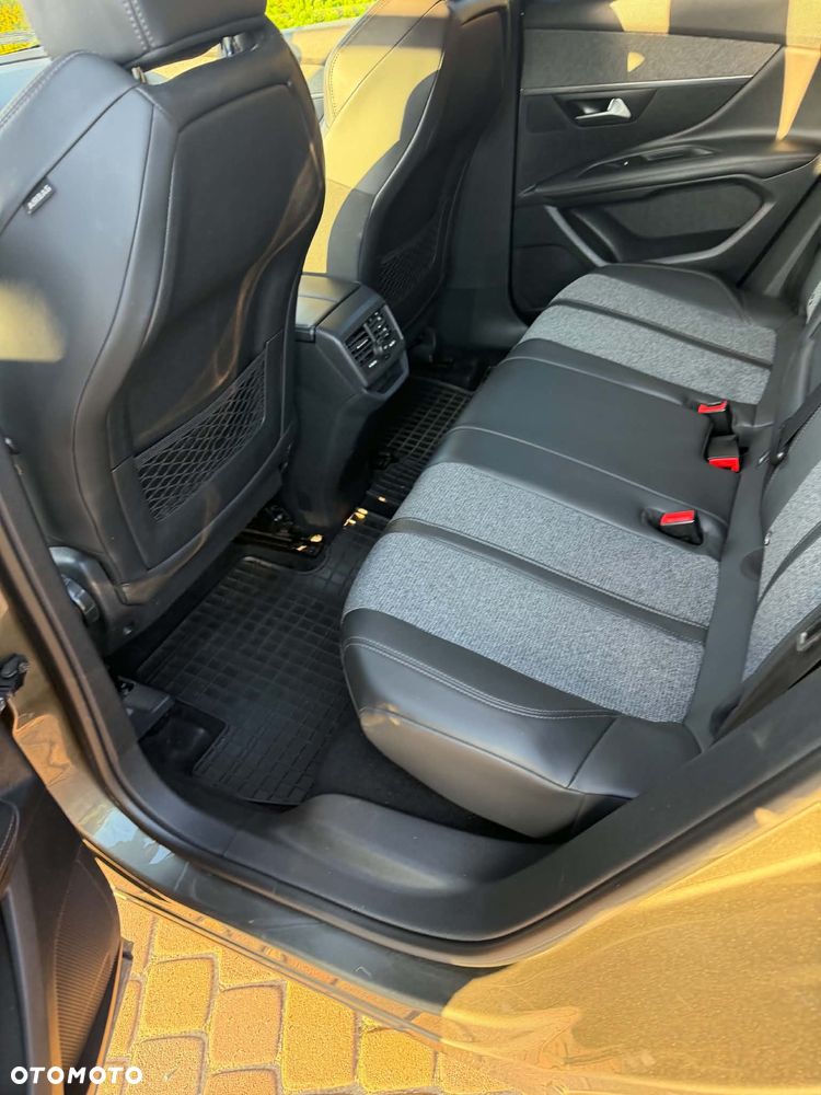 Peugeot 3008 - 25