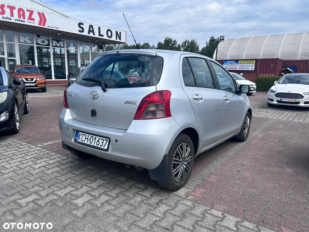 Toyota Yaris 1.3 Blue - 5