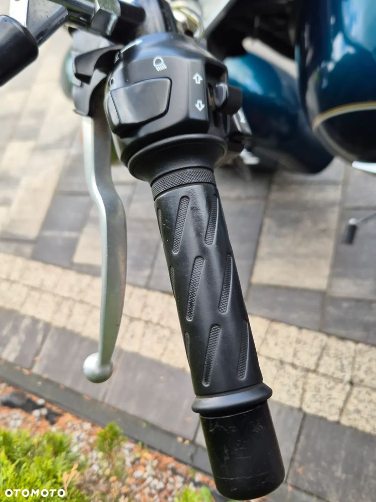 Suzuki GZ - 13