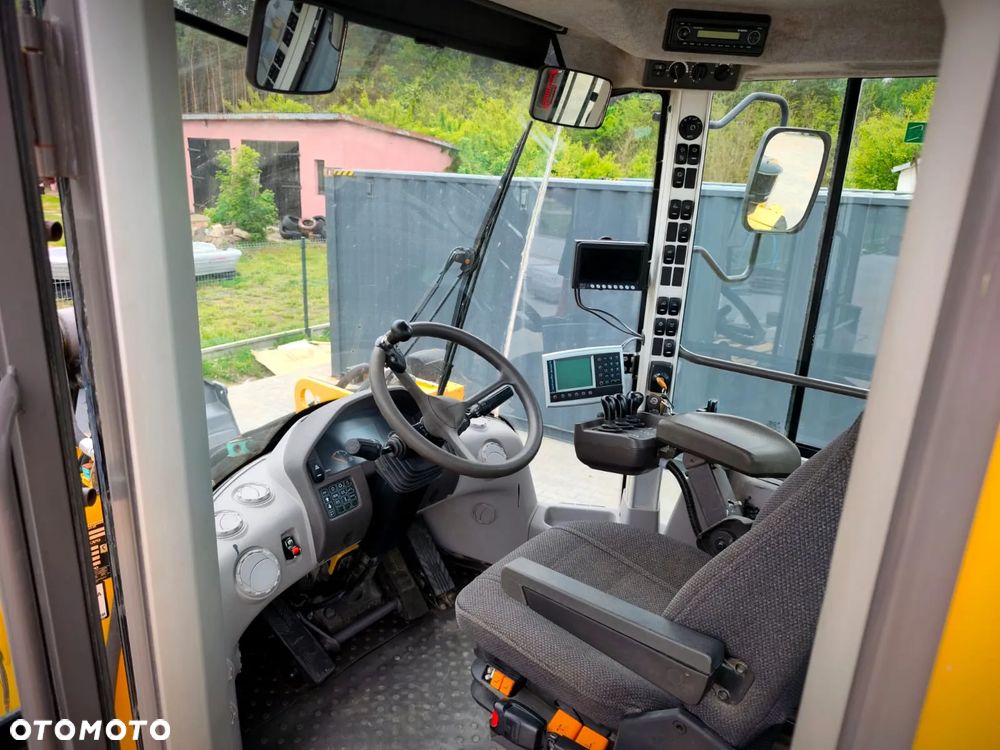 Volvo L110G - 7