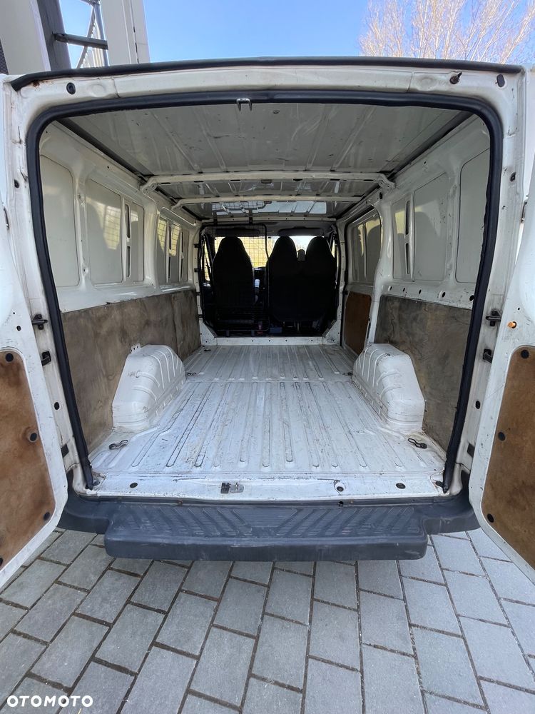 Ford Transit - 6