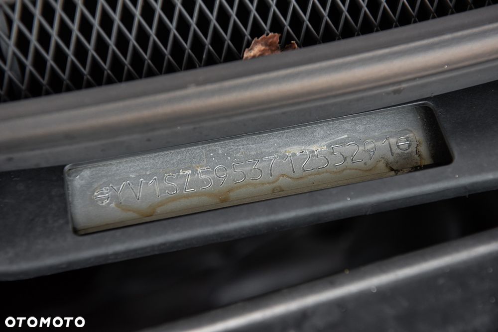 Volvo XC 70 AWD Premium - 26