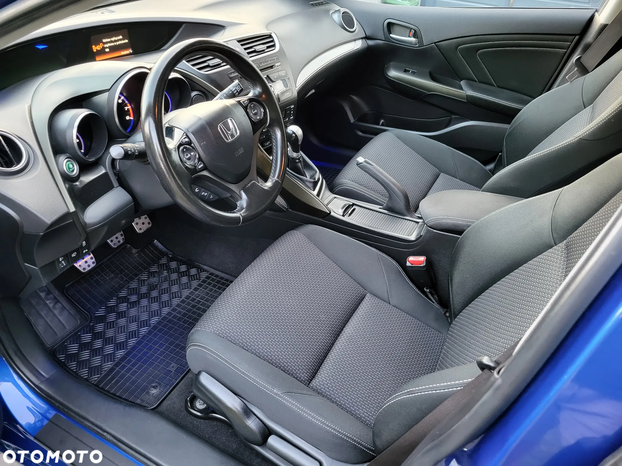 Honda Civic 1.8 i-VTEC Lifestyle Black Edition - 5