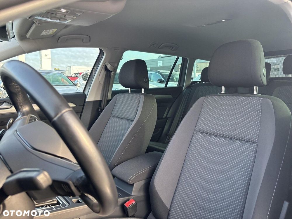 Volkswagen Passat 2.0 TDI EVO Business DSG - 11