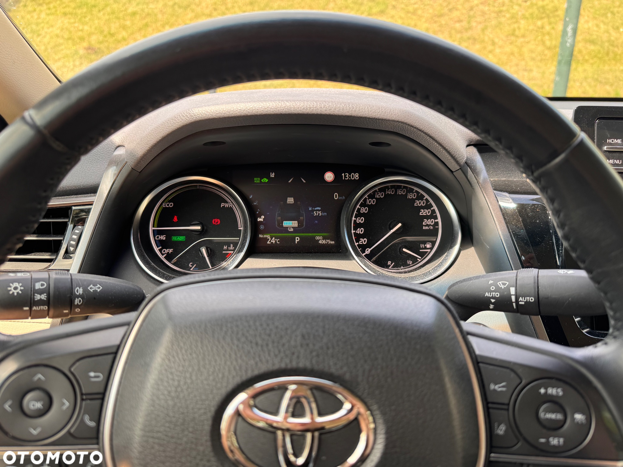 Toyota Camry Business Edition - 11