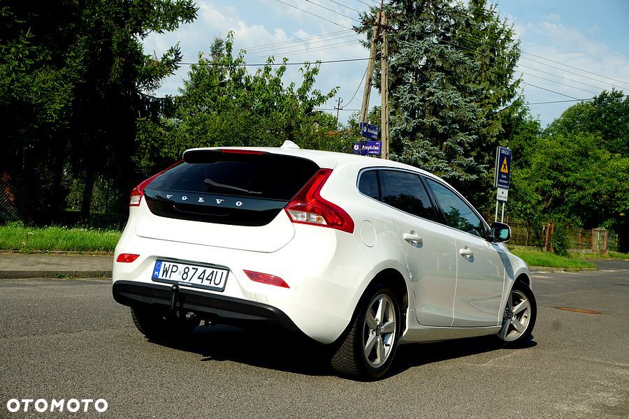 Volvo V40 D2 Summum - 9