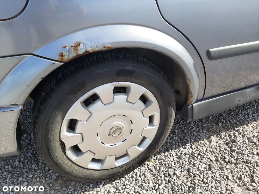 Opel Astra - 14