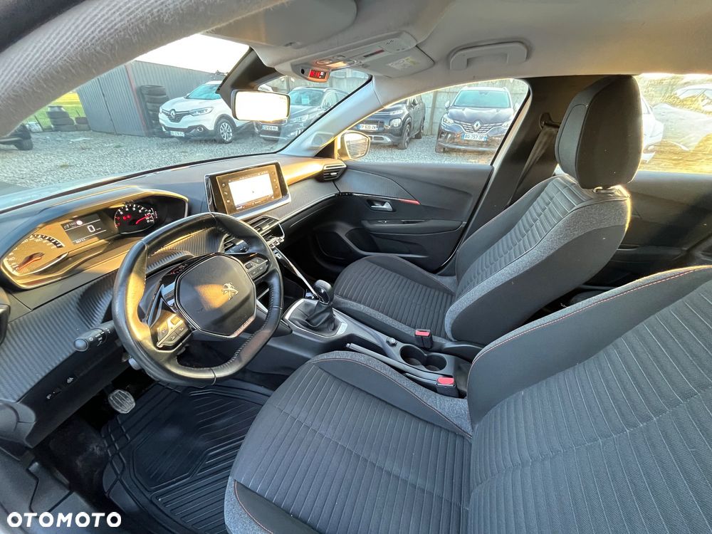 Peugeot 208 PureTech 75 Active - 8