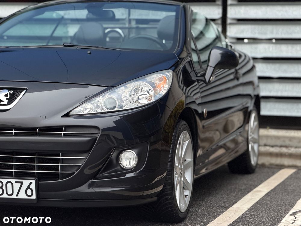 Peugeot 207 CC 1.6 Intense - 29