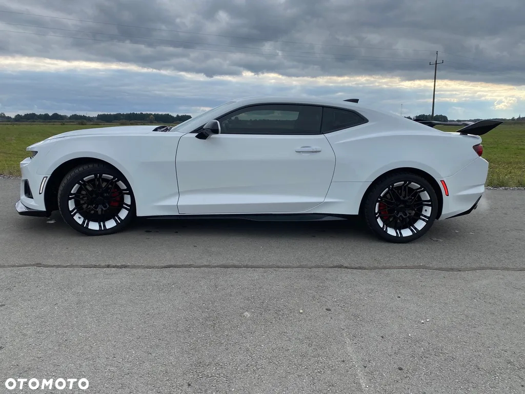 Chevrolet Camaro - 11