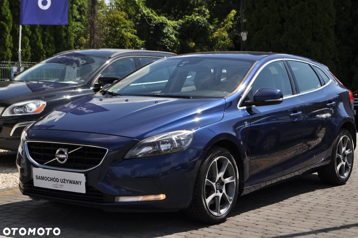 Volvo V40 T3 Ocean Race - 4