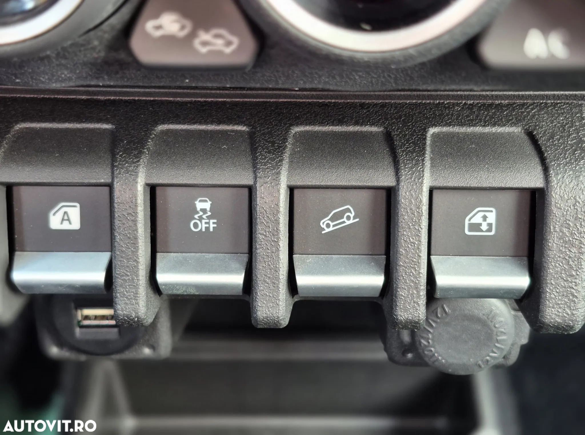 Suzuki Jimny 1.5 ALLGRIP GLX - 21