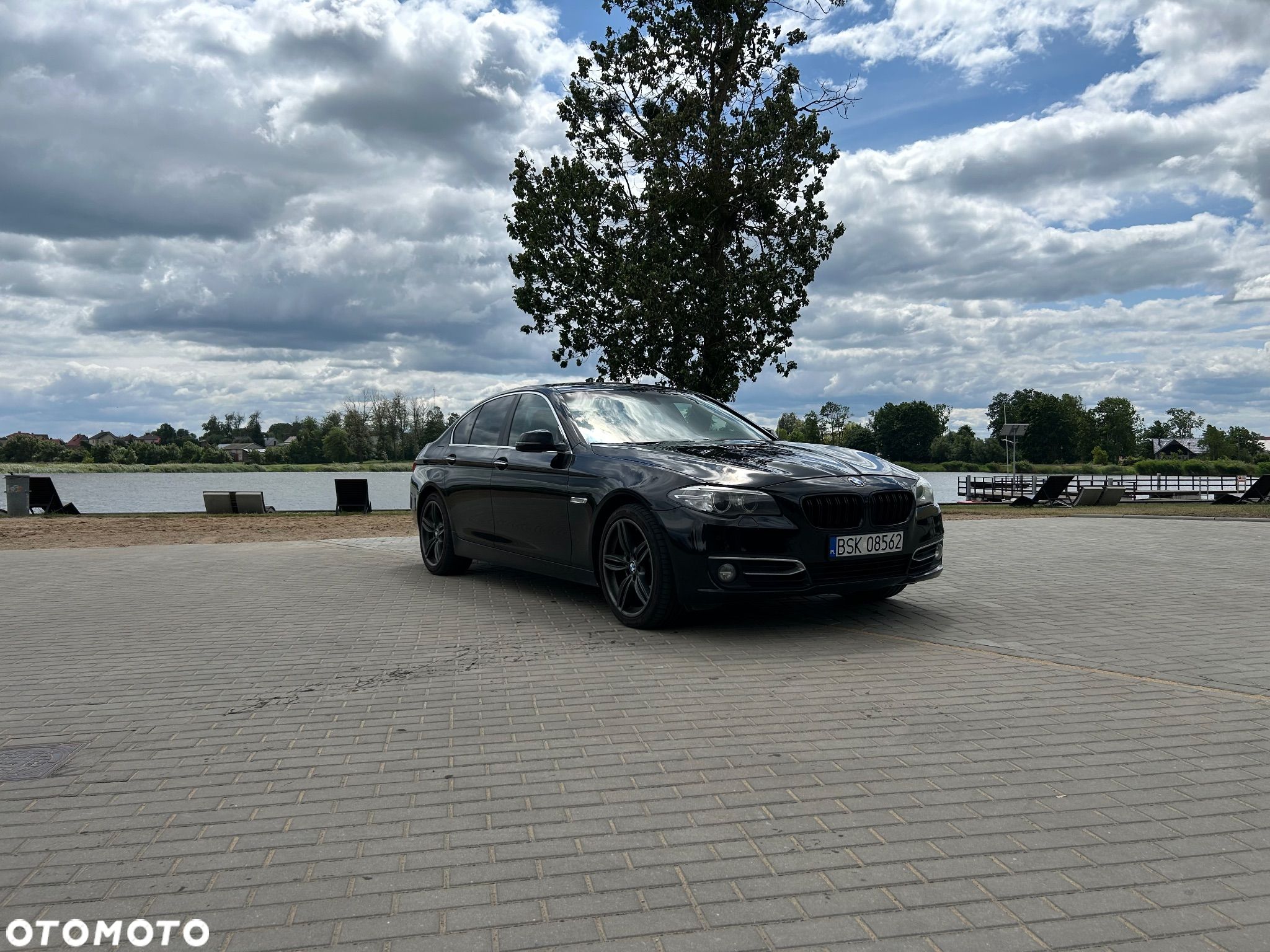BMW Seria 5 520d xDrive - 1