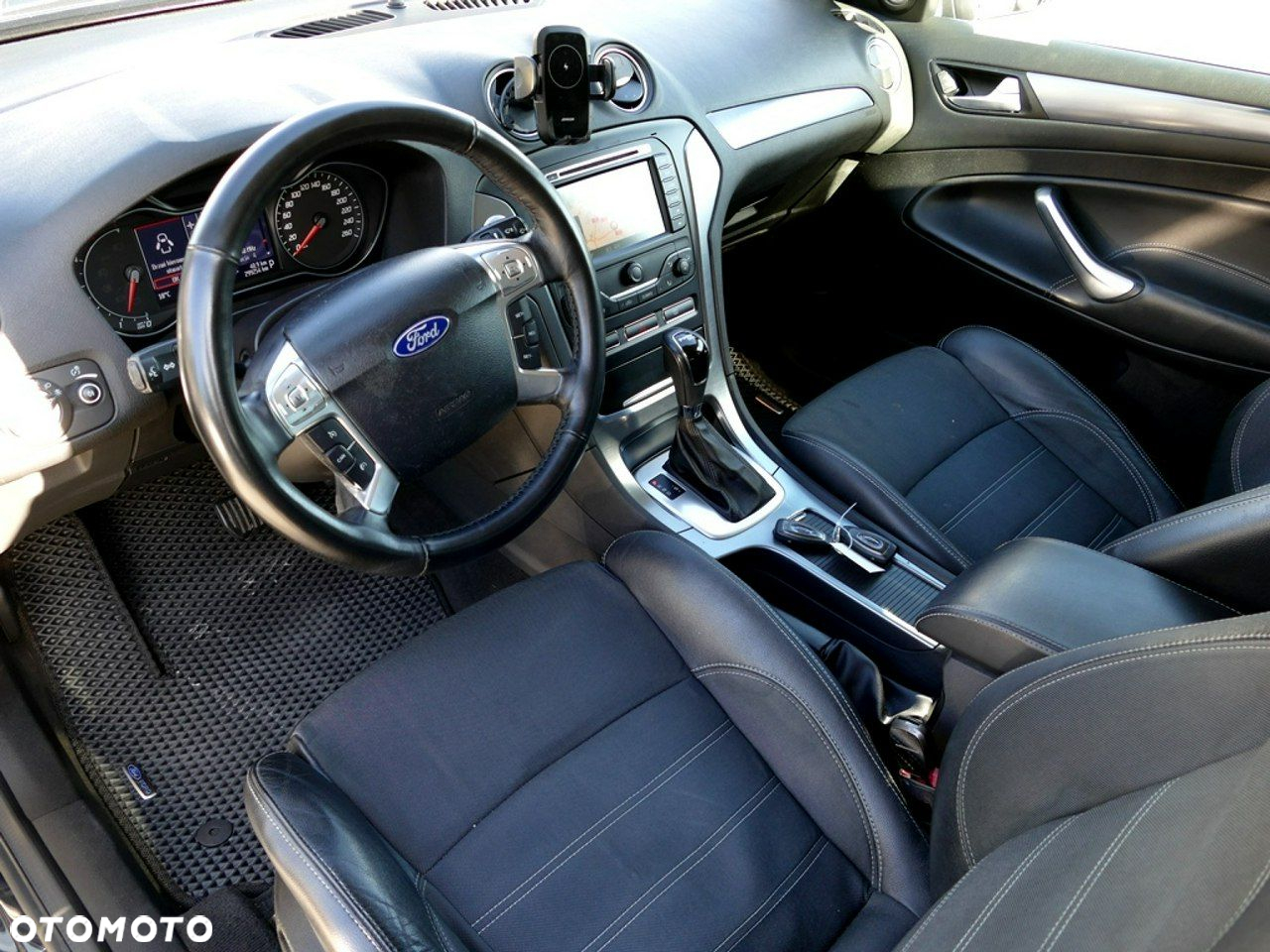 Ford Mondeo 2.0 TDCI Titanium X - 18