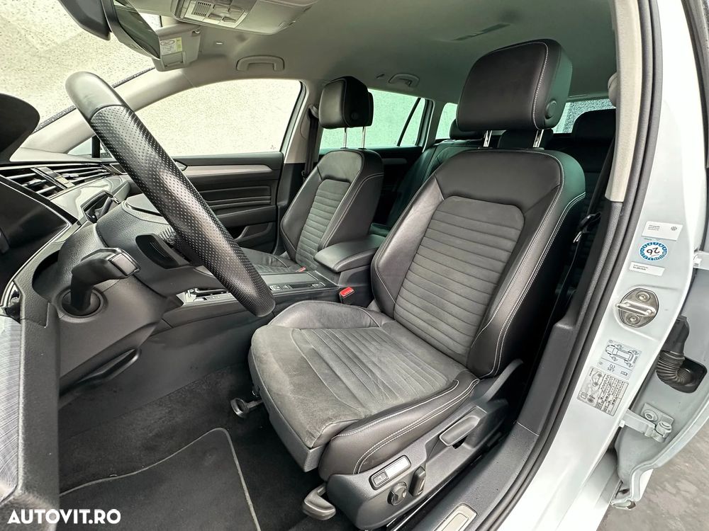 Volkswagen Passat - 12