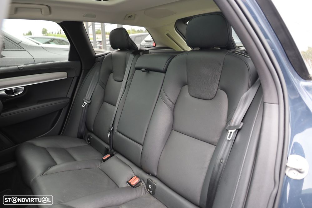 Volvo V90 2.0 T6 PHEV Plus Bright AWD - 7