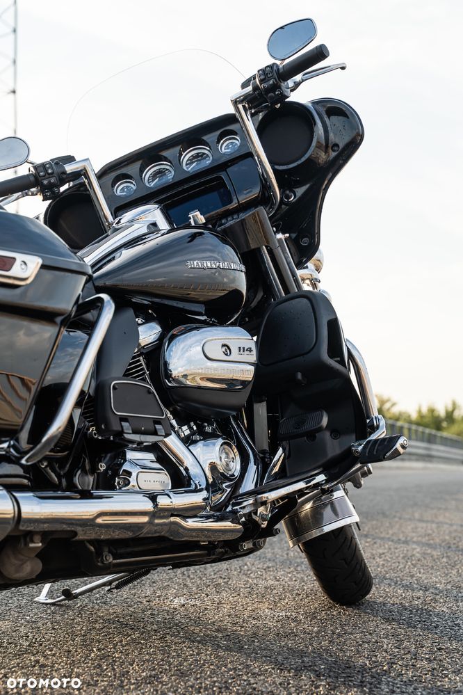 Harley-Davidson FLHT Electra Glide Standard - 16