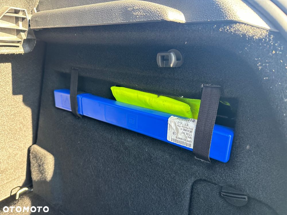 Opel Astra IV 1.4 T Sport EU6 - 18