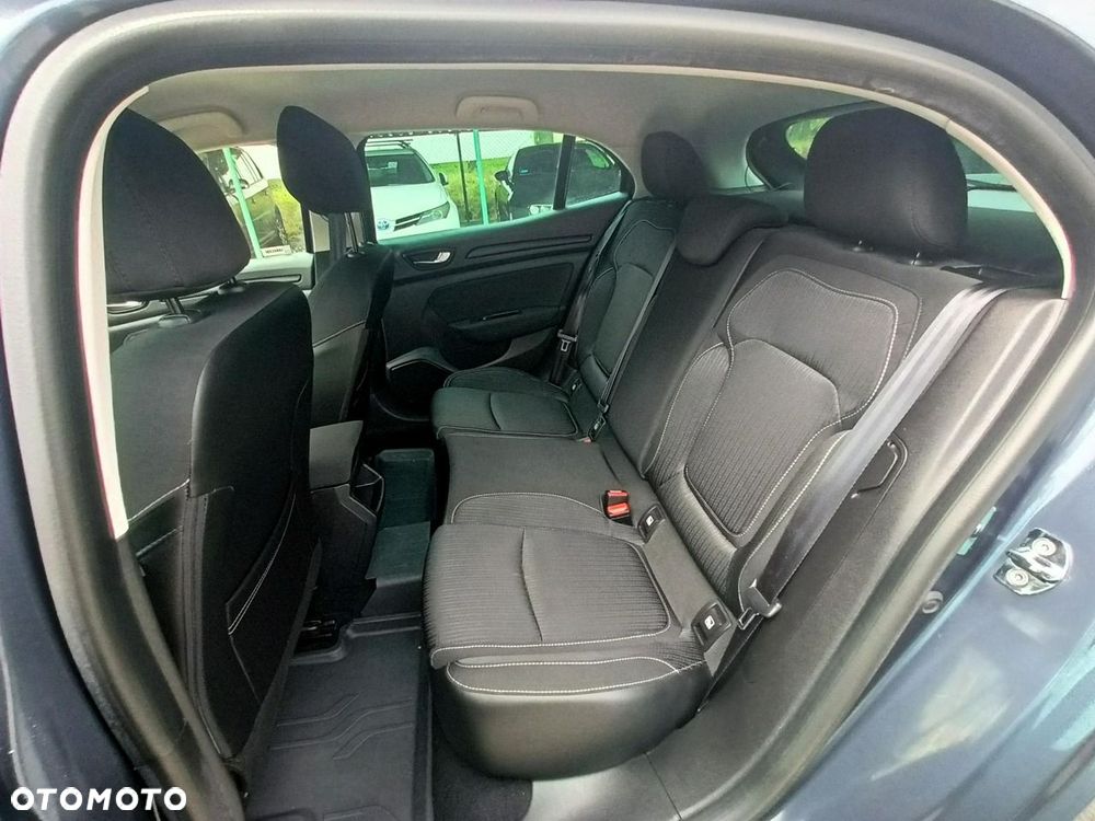 Renault Megane 1.6 SCe Life - 28