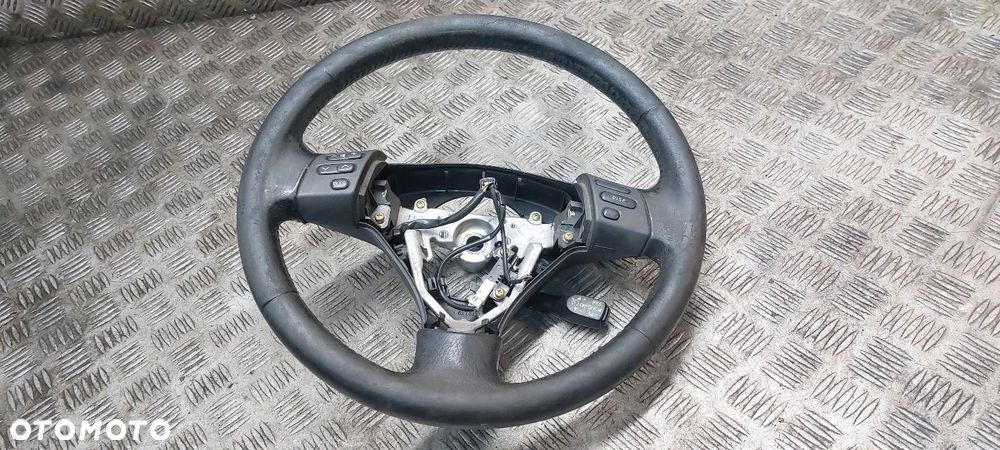 KIEROWNICA TOYOTA COROLLA VERSO II MULTIFUNKCJA PRZEŁĄCZNIKI TEMPOMAT - 1