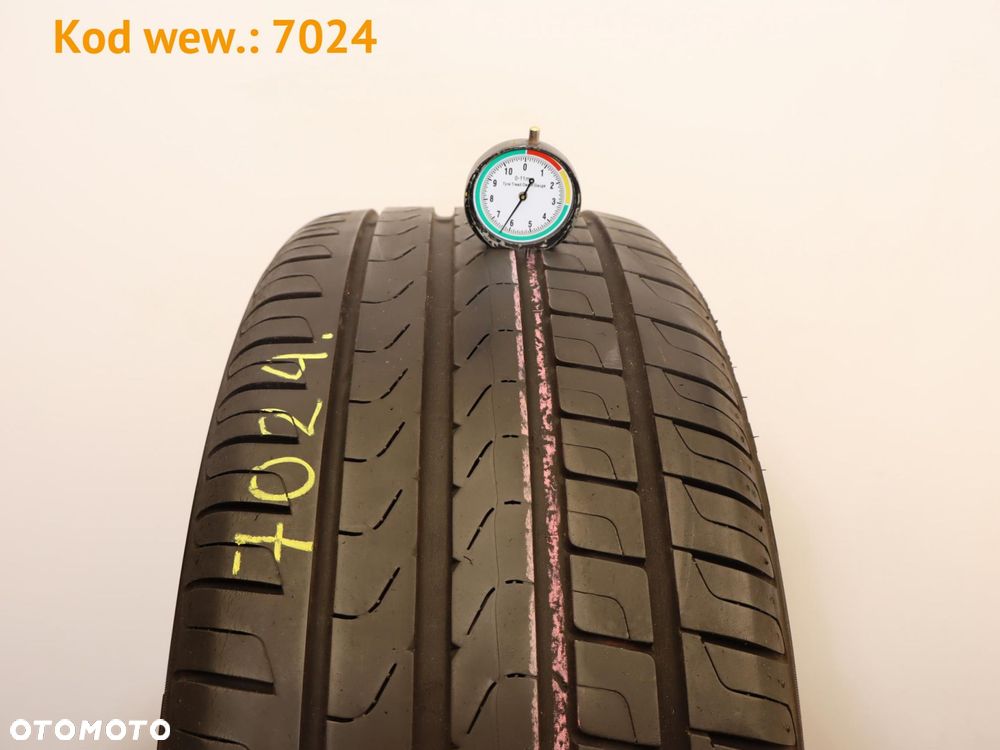 Pirelli Cinturato P7 - 215/45 R17
