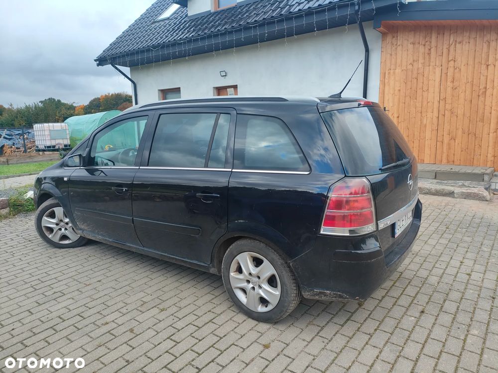 Opel Zafira 1.9 CDTI Sport ActiveSelect - 2