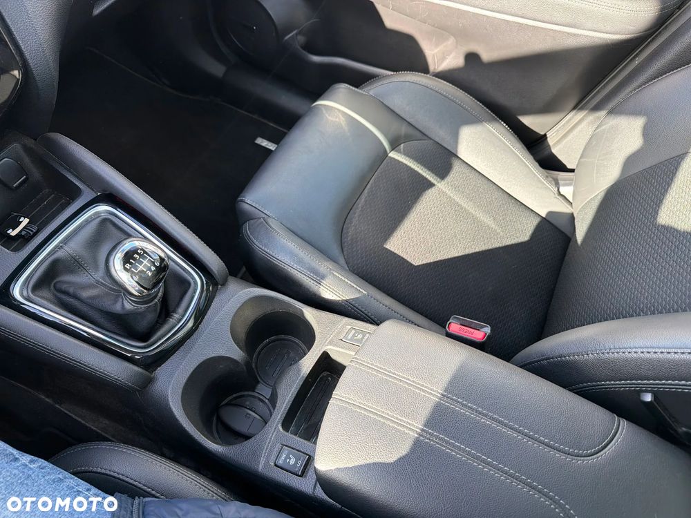 Nissan Qashqai 1.3 DIG-T Tekna - 21