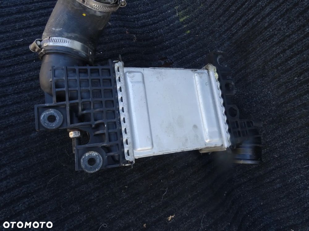 CHŁODNICA INTERCOOLER VW TRANSPORTER T6 CRAFTER - 4