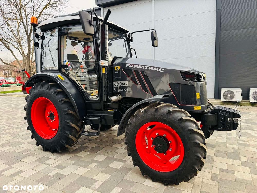 Farmtrac 680DT V 12x12 - 3