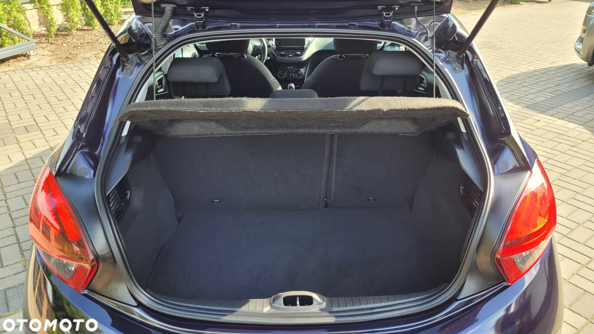 Peugeot 208 1.2 PureTech Style - 13