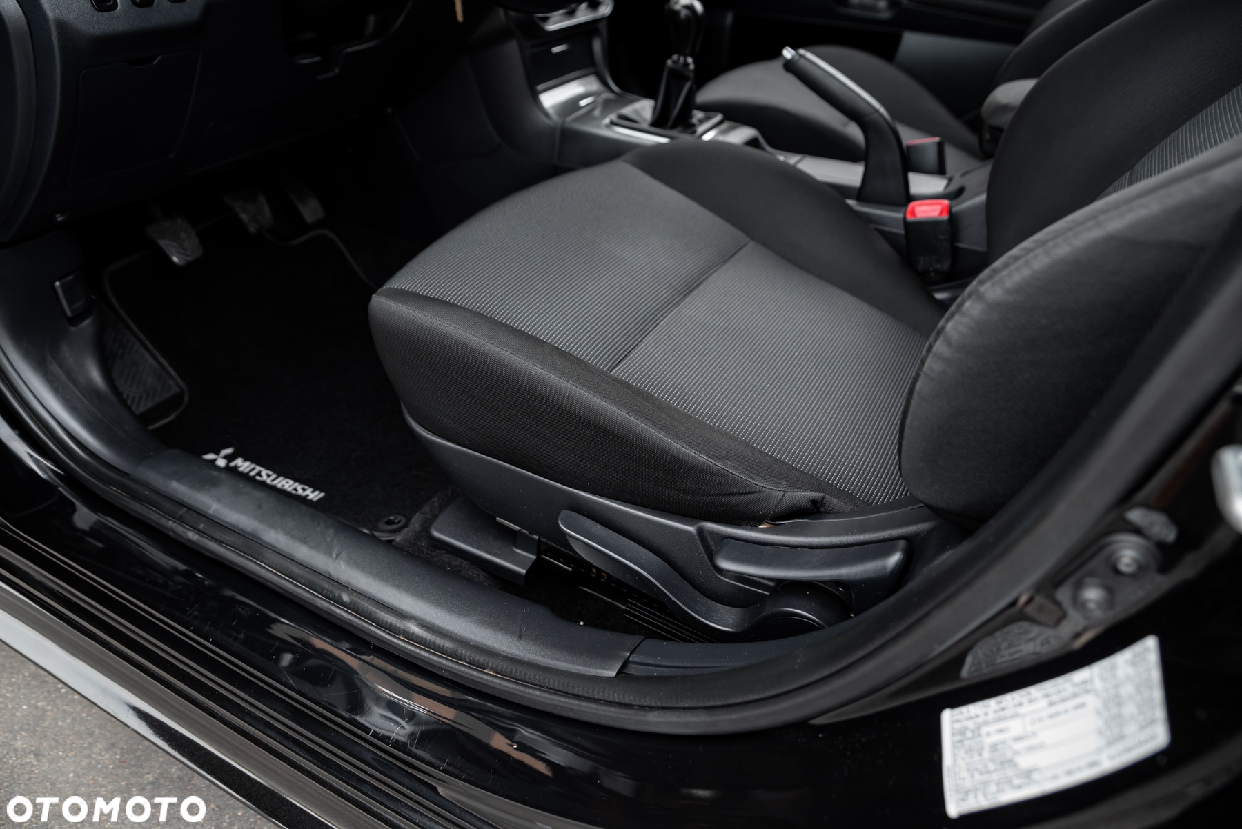 Mitsubishi Lancer 1.8 Inform - 19