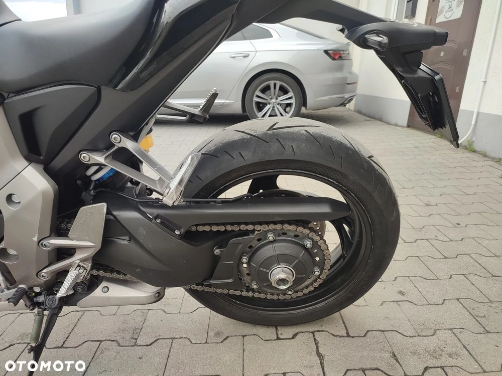 Honda CB - 15
