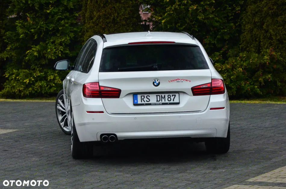 BMW Seria 5 520d Touring Luxury Line - 12