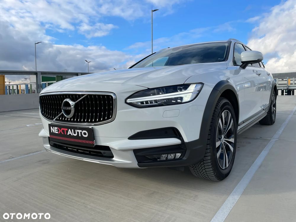 Volvo V90 Cross Country T5 AWD Pro - 4