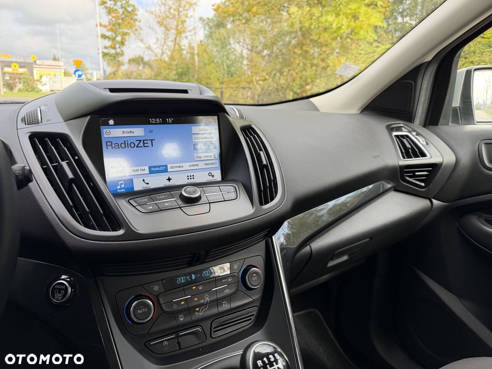 Ford Kuga 2.0 TDCi 2x4 Titanium - 21