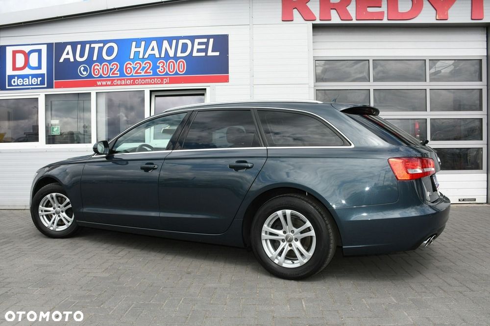 Audi A6 Avant - 16